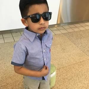 Meet your Posher, Christopher